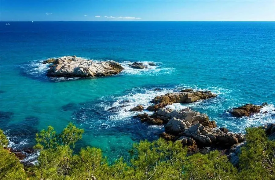 וילה Sils Catalunya Casas Tranquil Costa Brava Retreat With Private Suite!