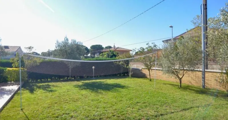וילה Sils Catalunya Casas Tranquil Costa Brava Retreat With Private Suite! ספרד