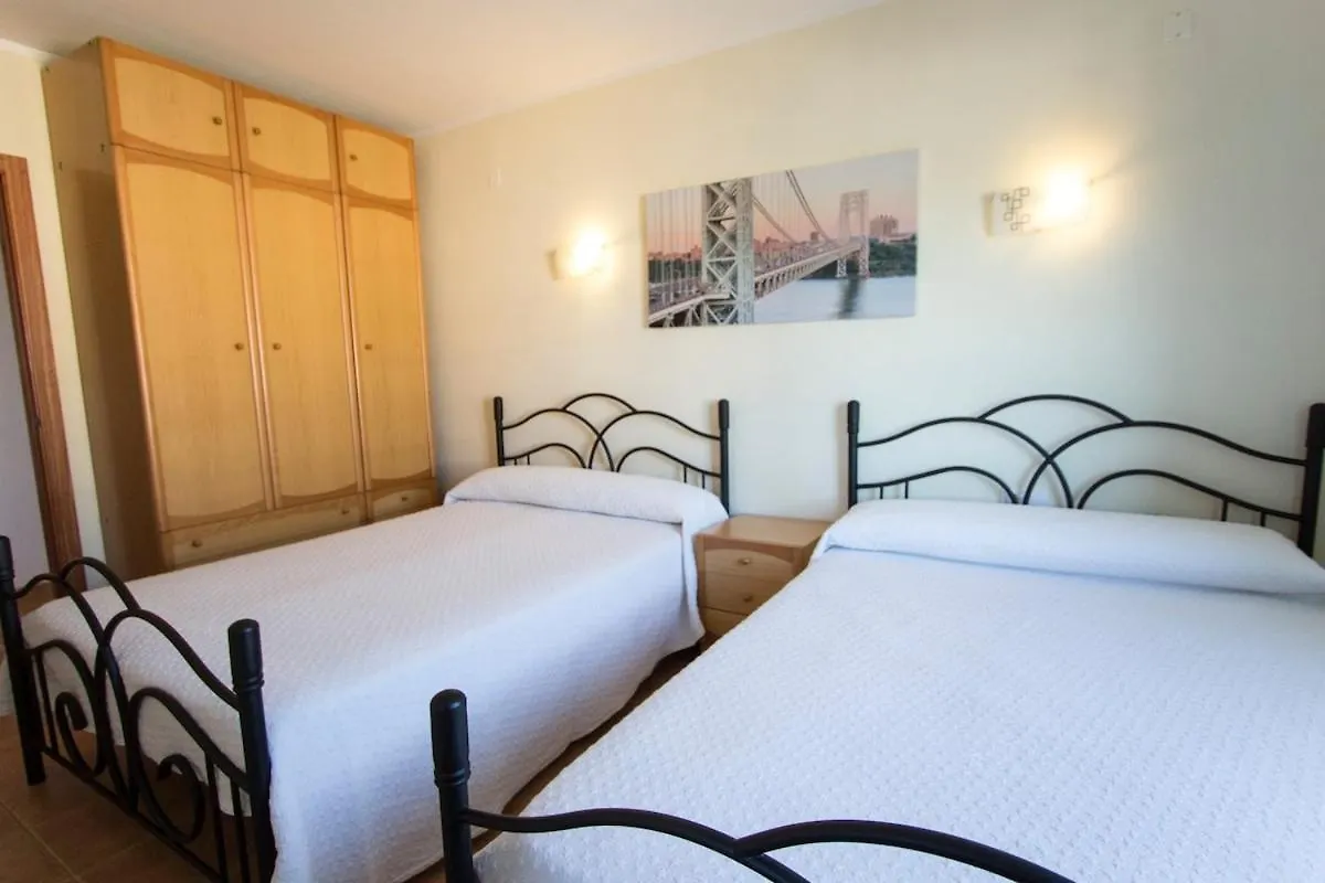 Sils Catalunya Casas Tranquil Costa Brava Retreat With Private Suite! 0*,  ספרד